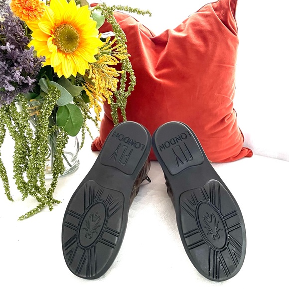 SOLD!!  FLY London Leather Mid Boot- Flee-Olive/Sludge EU 36, US 5.5 - Picture 7 of 11